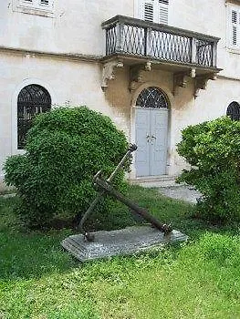 莫雷蒂别墅 4* 特罗吉尔