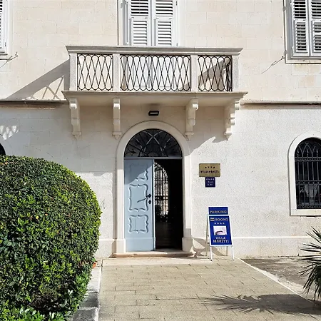 בית הארחה Moretti 4*