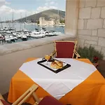 Moretti 4*