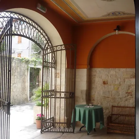 Konukevi Moretti 4*