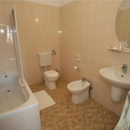 Moretti Konukevi 4*